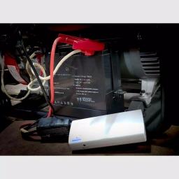 Smartech Products Smartech JS-10000 10000mAh Lithium Vehicle Jump Starter and Portable Power Bank with Carrying Case thumbnail 5