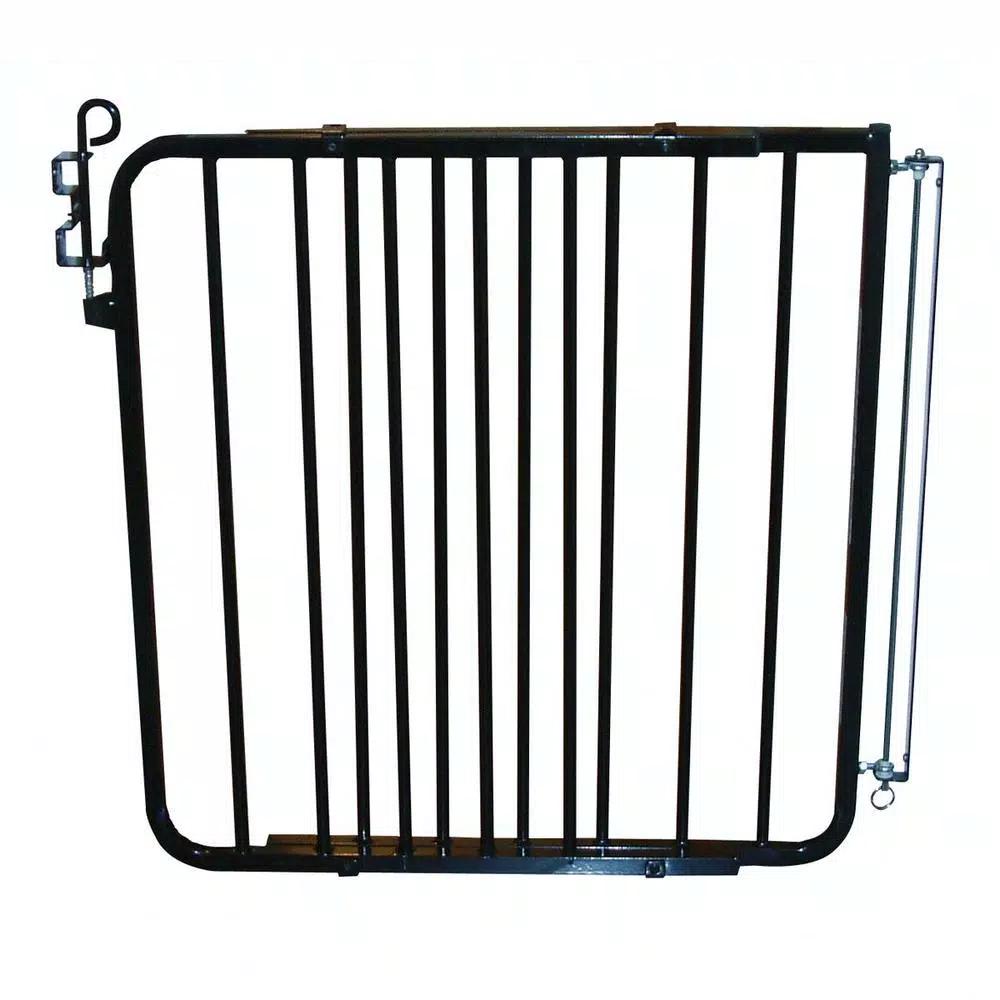 Cardinal Gates MG-15 Auto-Lock Aluminum Safety Gate, 26 to 40 inch Width, Black