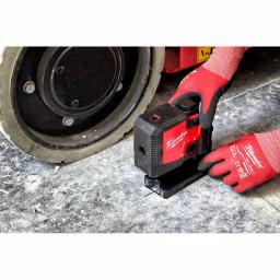 Milwaukee Green 3-Point Rechargeable Laser Level with REDLITHIUM USB Battery thumbnail 6