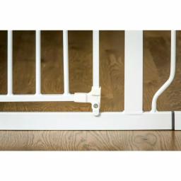 Regalo Easy Step 30" Metal Walk-Through Baby Gate, Pressure or Wall Mount thumbnail 4