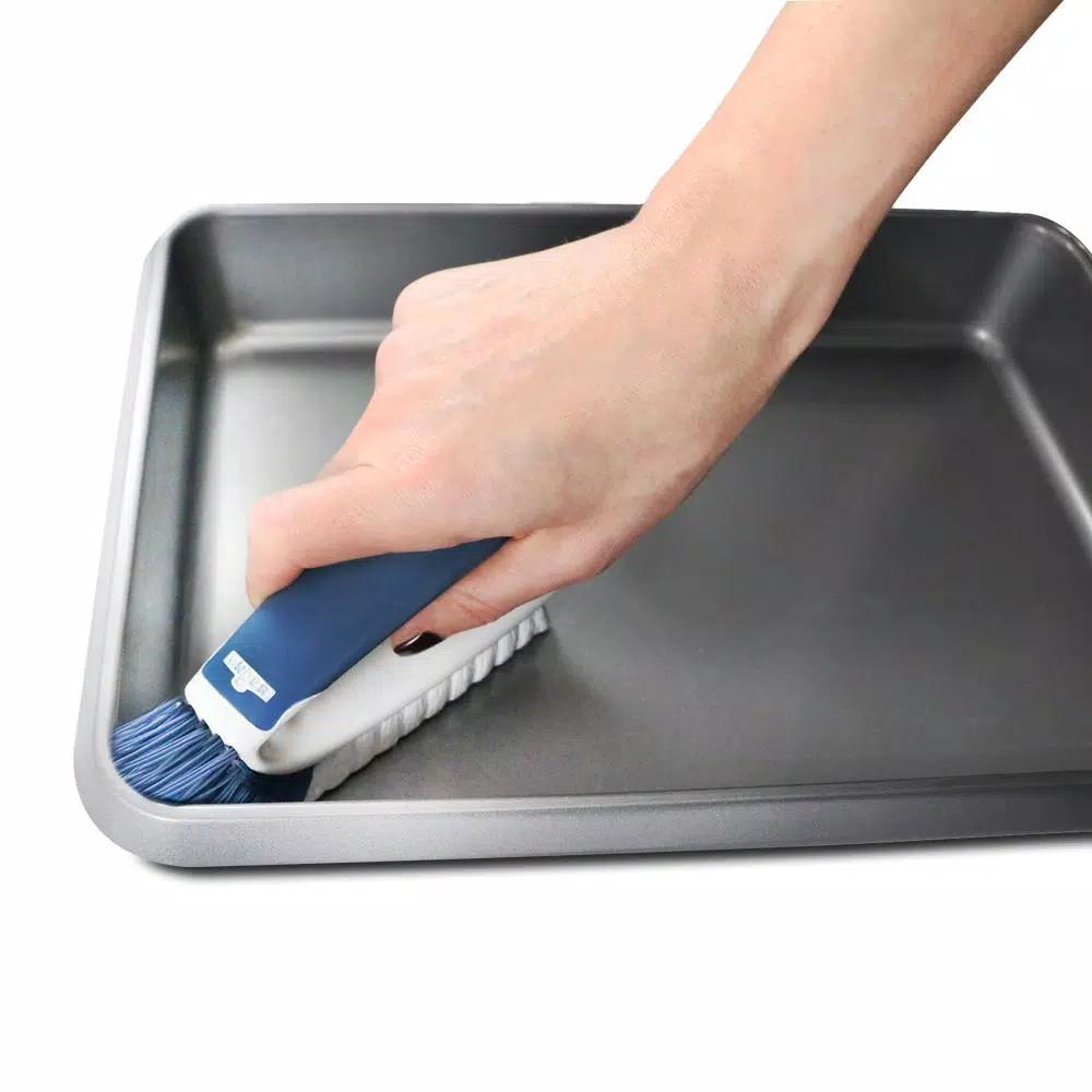 Unger 5 in. Plastic Cookware and Bakeware Cleaning Brush with V-Shaped Bristles and Scraper