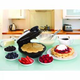 Euro Cuisine Euro-Cuisine 5-Heart Shape American Waffle Maker, 8-inch Non-Stick Ceramic Plates, Black thumbnail 2
