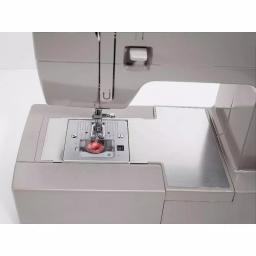 Singer 4423 Heavy Duty Sewing Machine with 23 Built-In Stitches thumbnail 3