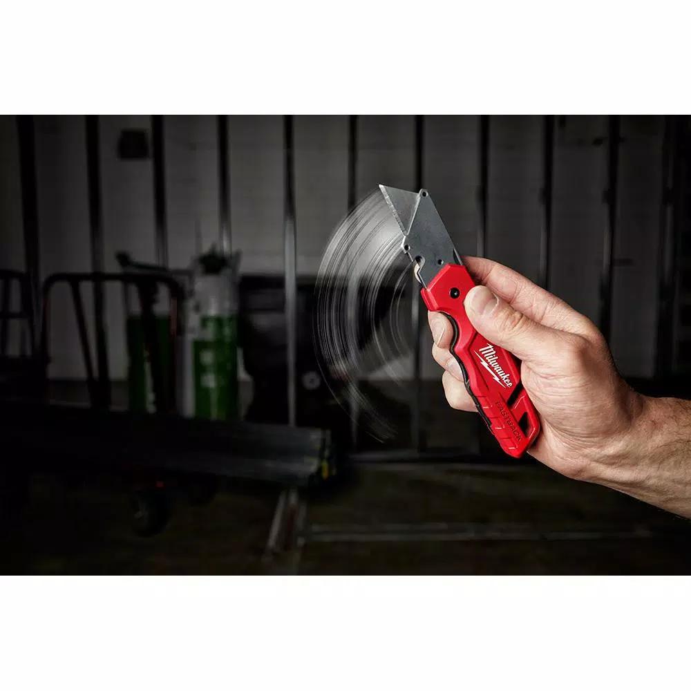 Milwaukee FASTBACK Folding Utility Knife Set with Blade Storage and 50-Pack General Purpose Blades