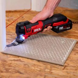 SKIL PWRCore 20V Brushless Oscillating Multi-Tool Kit with 2.0Ah Battery and PWRJump Charger thumbnail 7
