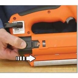 Paslode 6V Oval Ni-Cd Rechargeable Battery for Cordless Framing and Finish Nailers thumbnail 4