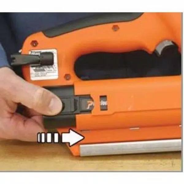 Paslode 6V Oval Ni-Cd Rechargeable Battery for Cordless Framing and Finish Nailers
