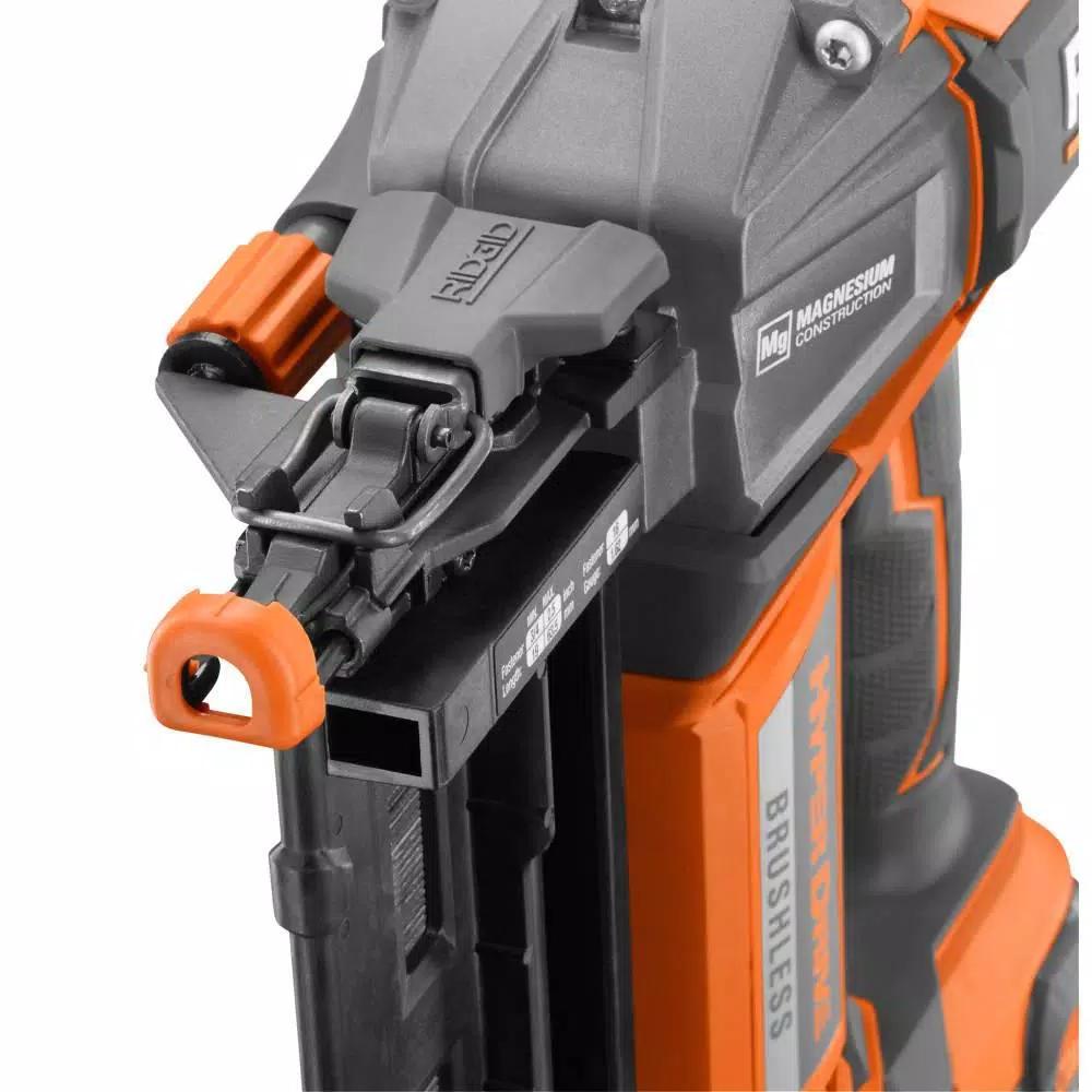 RIDGID 18V Cordless Brushless HYPERDRIVE 16-Gauge 2-1/2 in. Straight Finish Nailer Kit