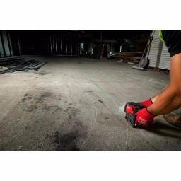 Milwaukee M12 Green Cross Line and Plumb Points Laser Level Kit with 3.0 Ah Battery thumbnail 4