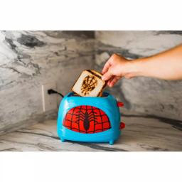 Uncanny Brands Spiderman Classic 2-Slice Red Toaster with Mask Toasting Plates thumbnail 4