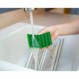 Lysol Quickie Heavy-Duty Scrubber Sponges, Antimicrobial, 4-Pack thumbnail 4