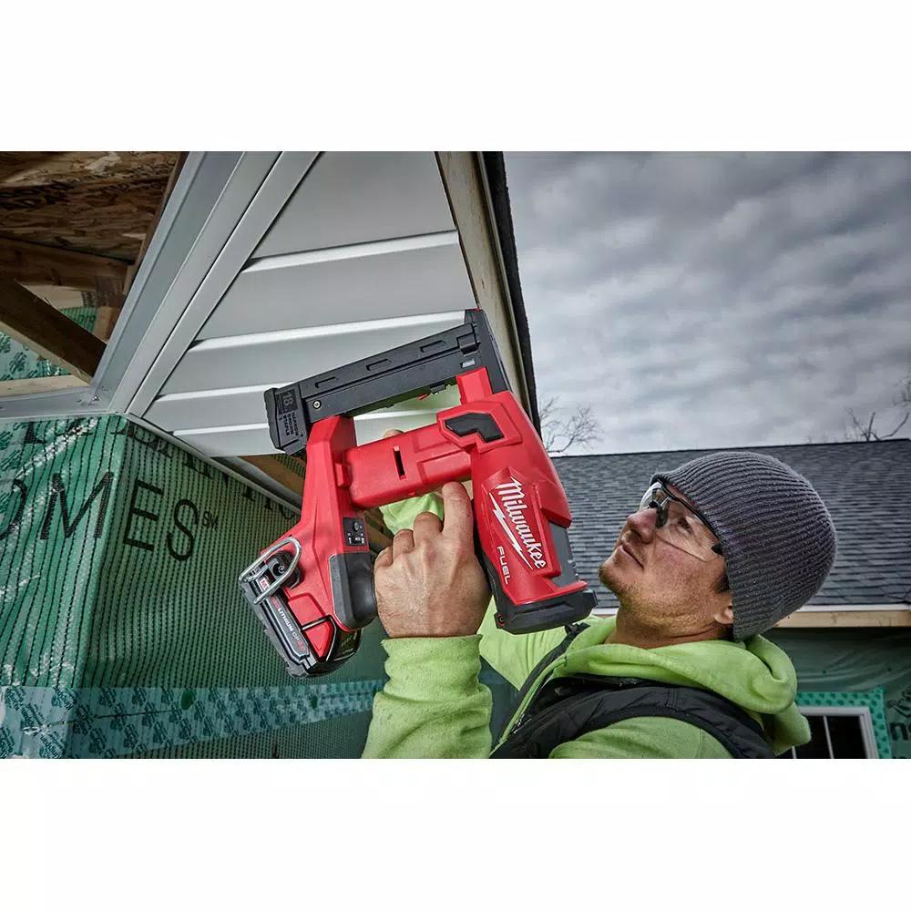 Milwaukee M18 FUEL 18-Gauge 1/4 in. Narrow Crown Cordless Stapler (Tool-Only)