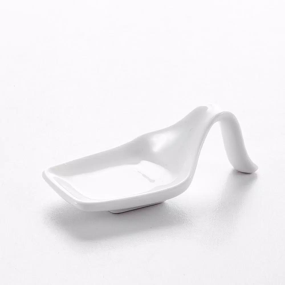 MALACASA 4.3 in. White Porcelain Ramekins Set of 12, Ceramic Serving Dishes for Creme Brulee and Souffle