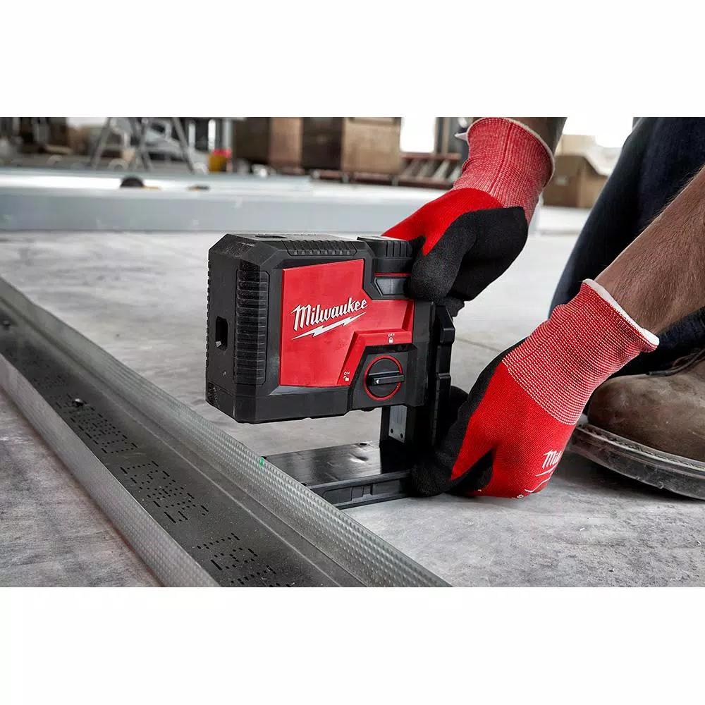 Milwaukee Green 3-Point Rechargeable Laser Level with REDLITHIUM USB Battery