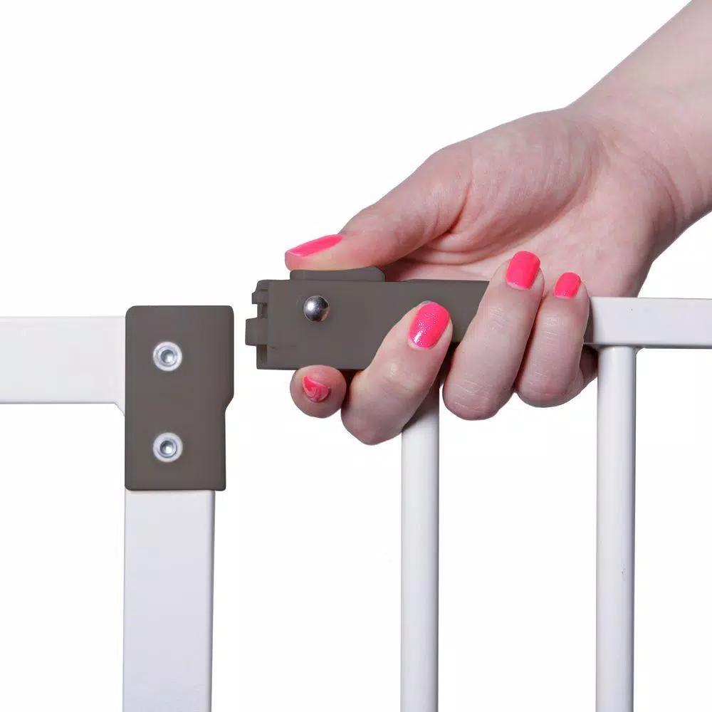 Dreambaby Liberty Extra Wide Auto-Close Security Gate, 30 in. H, White
