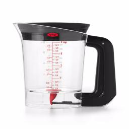 OXO Good Grips 4-Cup Fat Separator with Strainer and Non-Slip Handle thumbnail 4