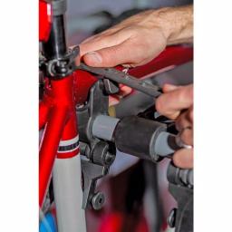 SportRack 3-Bike Anti-Sway Trunk Mount Bike Rack thumbnail 3