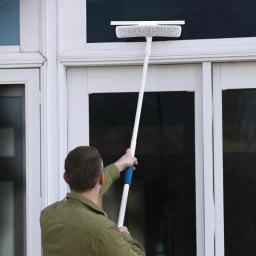 Unger 14 in. Microfiber Window Squeegee Kit with 5 ft. Telescopic Pole and Scrubber thumbnail 3