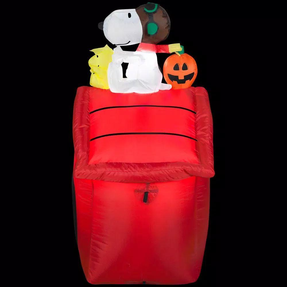 Gemmy 3.5 ft. Peanuts Red Baron Snoopy Lighted Halloween Airblown Inflatable
