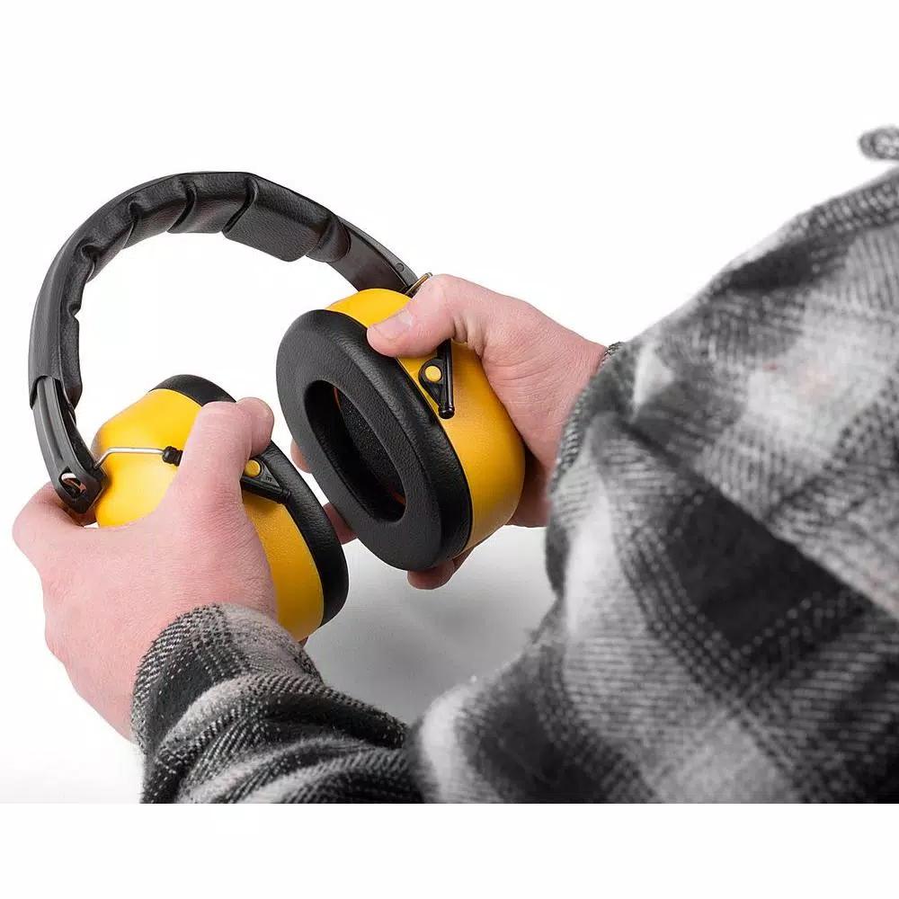 TR Industrial Schutz Compact Foldable Ear Muffs - 34 dB NRR Hearing Protection