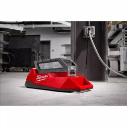 Milwaukee MX FUEL Lithium-Ion Battery Charger thumbnail 9
