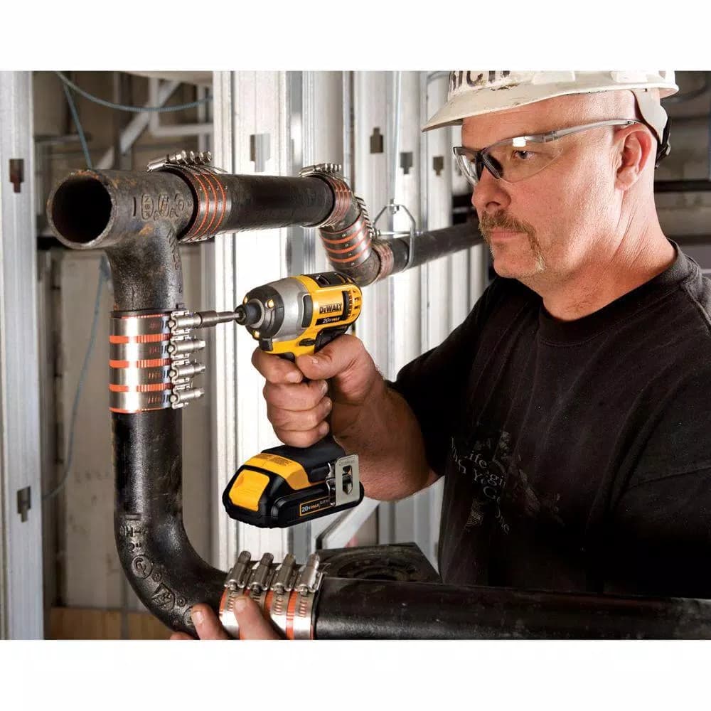 DEWALT 20V MAX Cordless 5-Tool Combo Kit with (2) 2.0 Ah Batteries & Charger