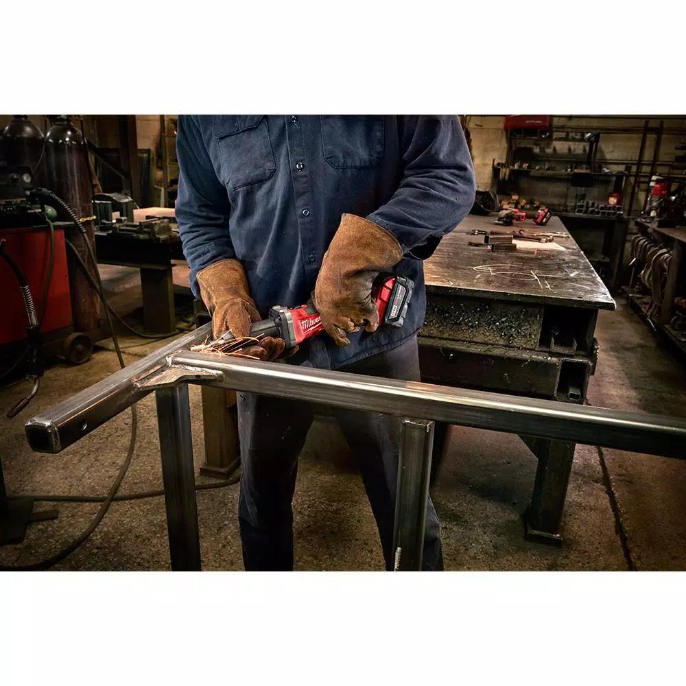 Milwaukee M18 FUEL 1/4 in. Brushless Cordless Die Grinder Kit with Two 5.0 Ah Batteries and Charger
