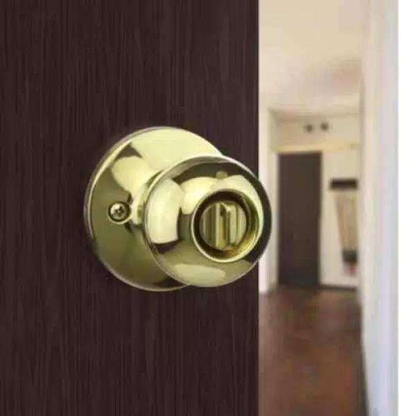 Toledo Fine Locks Polish Brass Keyed Entry Door Knob Set, Classic Style