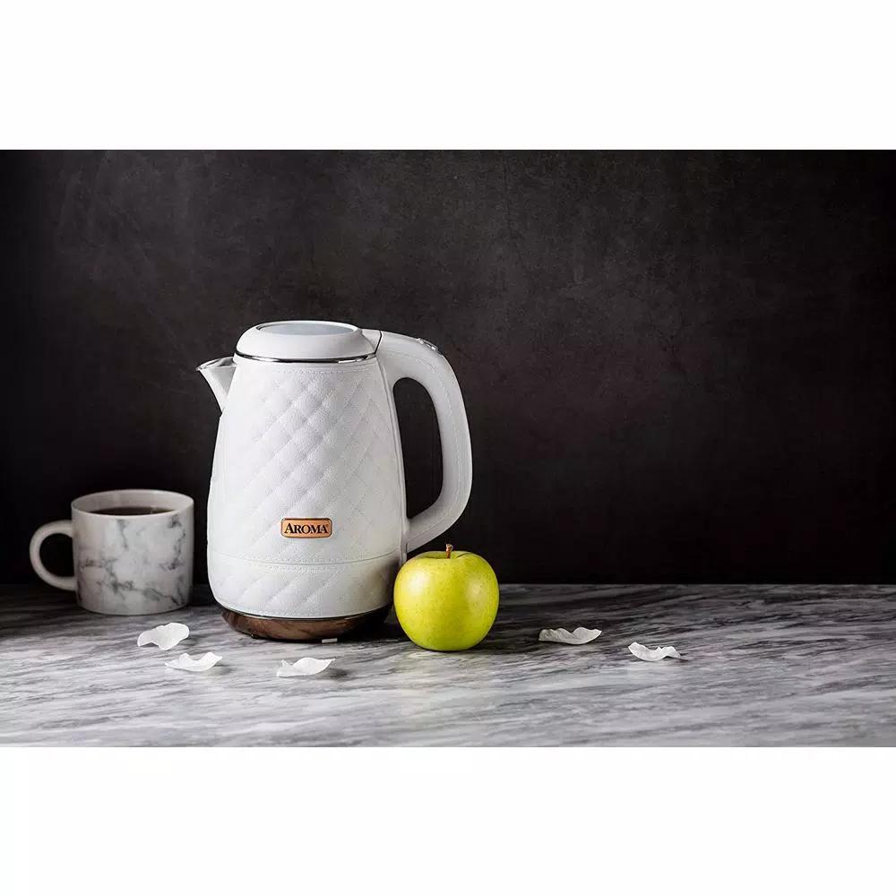 Aroma Professional 7-Cup Electric Water Kettle, 1.7L, White