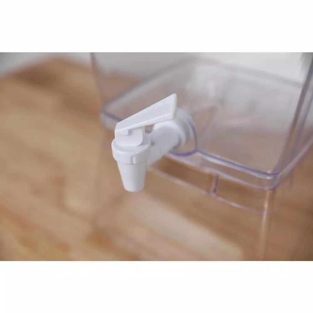 Basicwise Stackable Juice and Water Beverage Dispenser Set, 2-Piece Clear Plastic Serveware