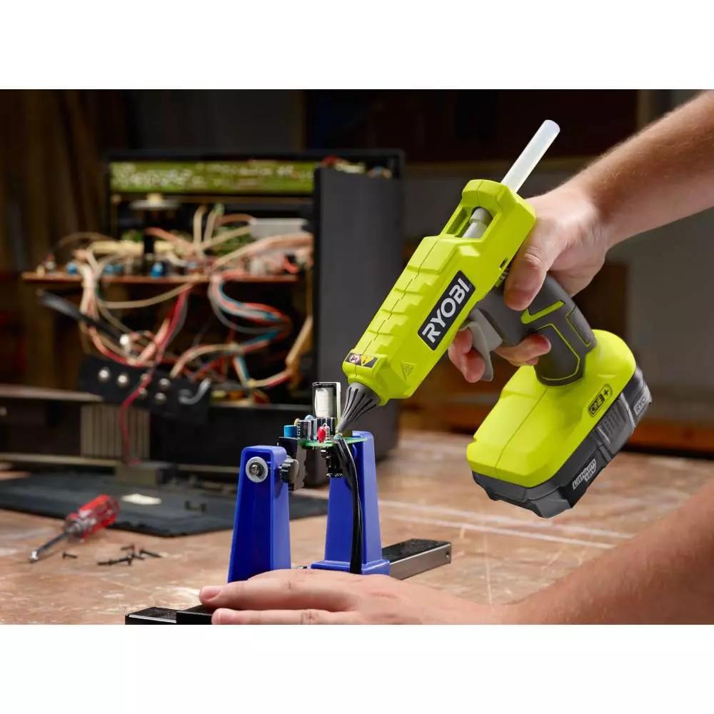 RYOBI 18V ONE+ Cordless Full Size Glue Gun (Tool-Only) with 3 Glue Sticks
