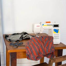 Janome MOD-30 Computerized Sewing Machine with 30 Built-in Stitches thumbnail 5
