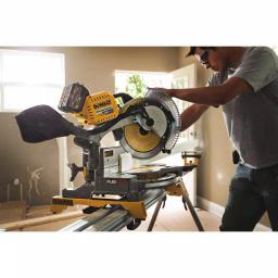 DEWALT FLEXVOLT 12 in. 60-Teeth Carbide-Tipped Miter Saw Blade (2-Pack) thumbnail 7