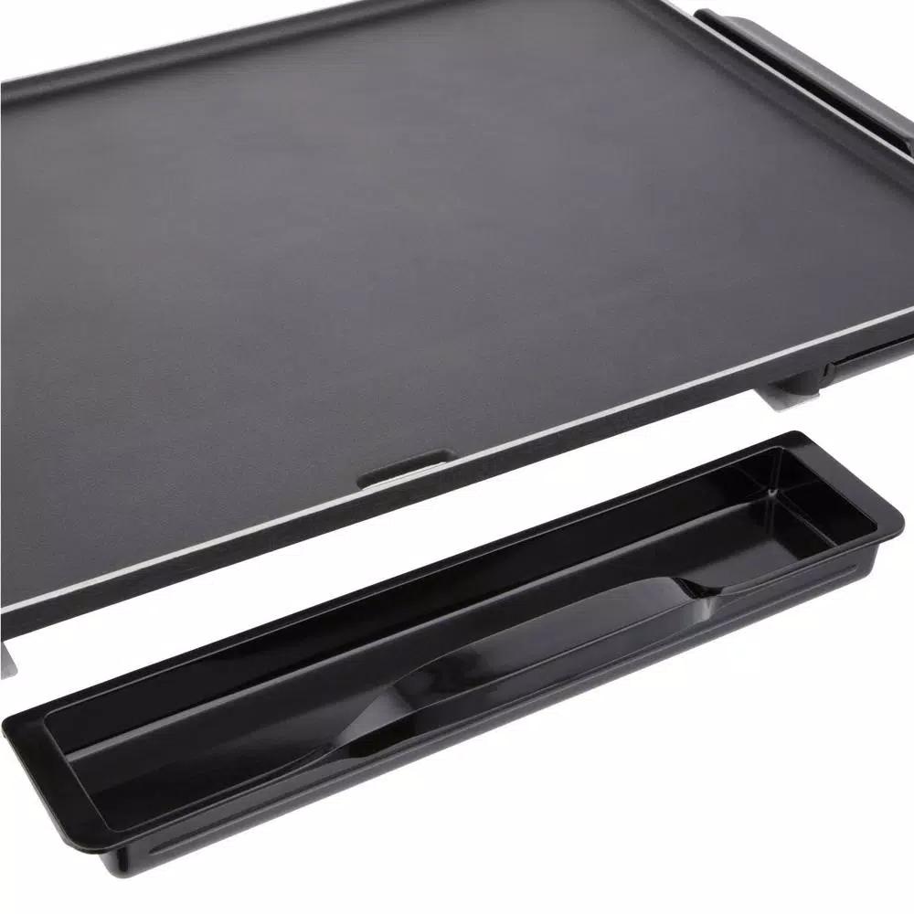 Presto SlimLine 286 sq. in. Black Electric Griddle with Temperature Sensor and Non-Stick Surface