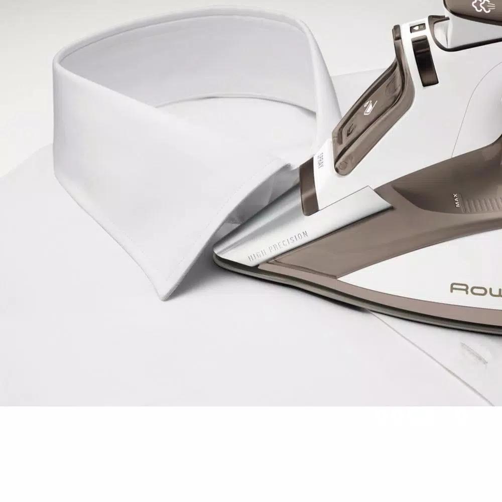 Rowenta Focus Steam Iron with Microsteam Stainless Steel Soleplate