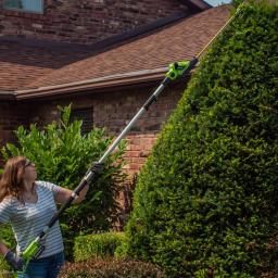 Earthwise 20V Cordless Pole Hedge Trimmer, 20 in. Blade, 2 Ah Battery and Charger Included thumbnail 6