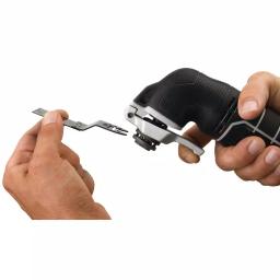 Porter-Cable 20V MAX Cordless Oscillating Multi-Tool Kit with 11-Piece Accessory Set (Tool-Only) thumbnail 2