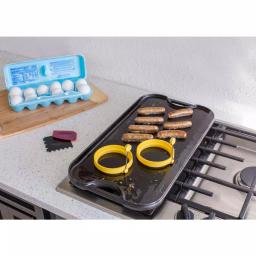 Lodge 5-Piece Reversible Cast Iron Stovetop Griddle Set with Egg Rings thumbnail 2