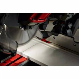 Milwaukee M18 FUEL 7-1/4 in. Dual Bevel Sliding Compound Miter Saw with 8.0 Ah Battery thumbnail 4
