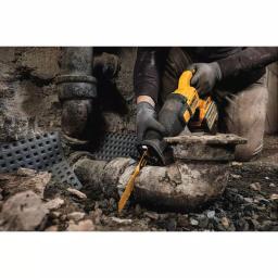 DEWALT FLEXVOLT 60V MAX Cordless Brushless Reciprocating Saw Kit with (2) 9.0Ah Batteries & 4-1/2 in. Grinder thumbnail 11