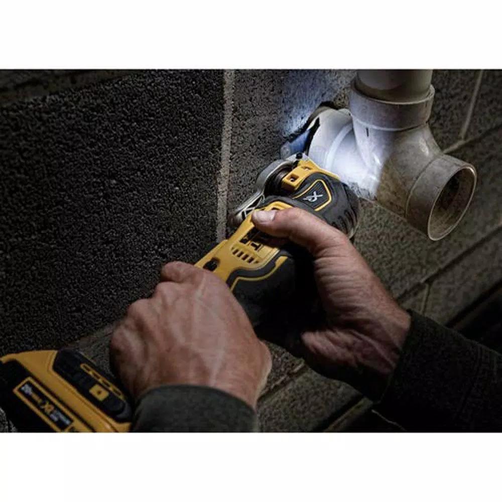 DEWALT 20V MAX XR Brushless 3-Speed Oscillating Multi-Tool Kit with 2.0Ah & 4.0Ah Batteries