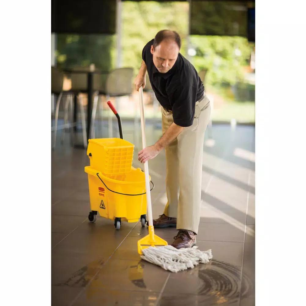 Rubbermaid Commercial Products Rubbermaid WaveBrake 35 Qt. Plastic Mop Bucket with Wringer, Yellow