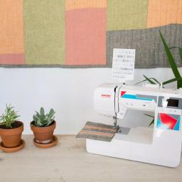 Janome MOD-100Q Computerized Quilting and Sewing Machine with Bonus Accessories thumbnail 6