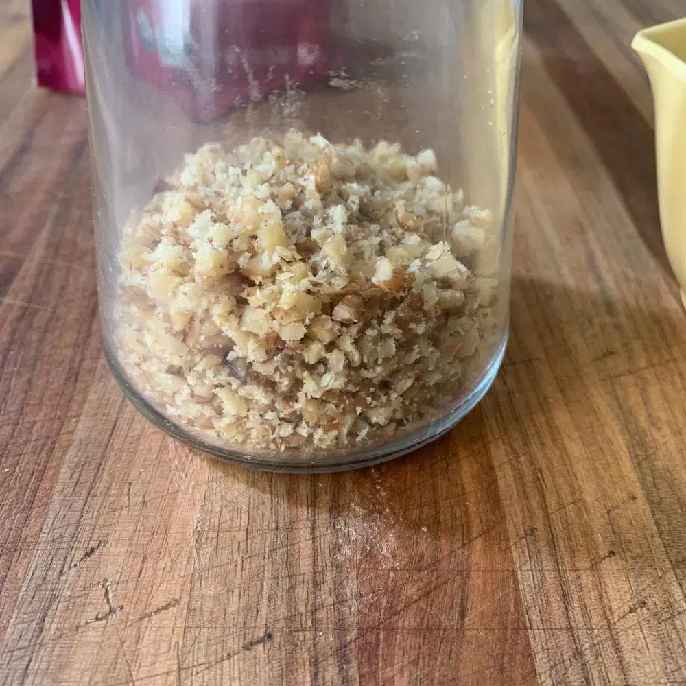 Fox Run White Nut Chopper with Glass Bowl and Stainless Steel Blades