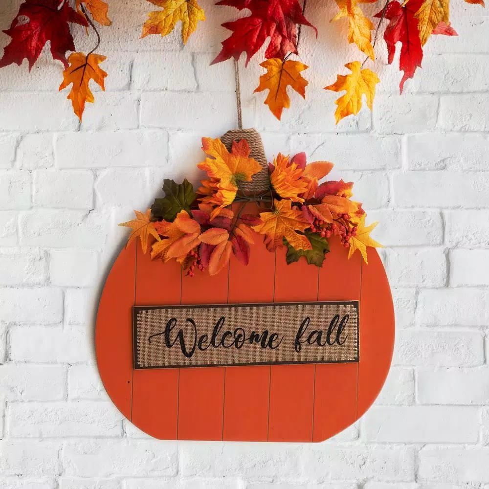Glitzhome 20.28 in. Wooden Fall Pumpkin Decor with Floral Accents - Standing or Hanging
