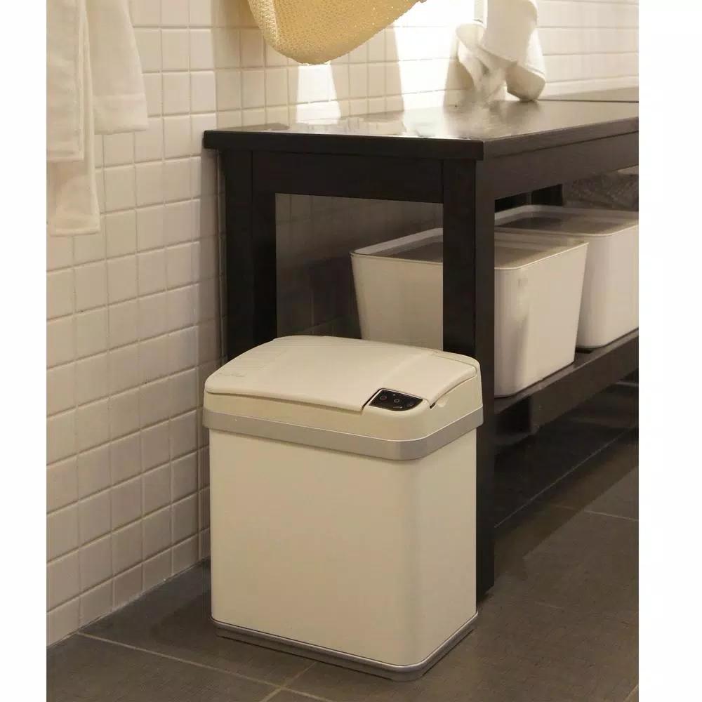 iTouchless 2.5 Gal. Pearl White Touchless Automatic Sensor Trash Can with Odor Filter and Fragrance
