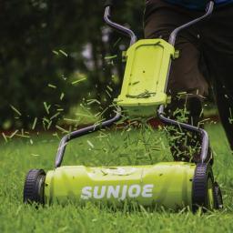 Sun Joe MJ1800M 18 in. 5-Position Quad Manual Walk-Behind Push Reel Mower thumbnail 6