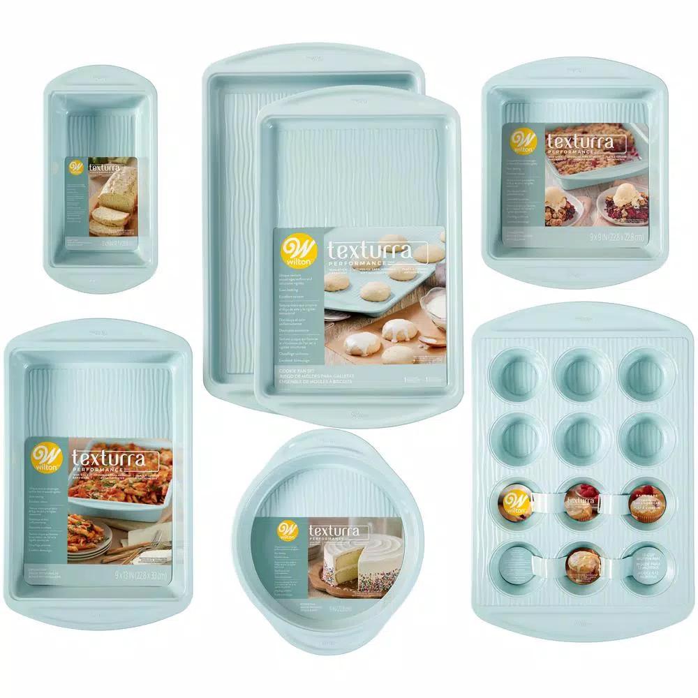 Wilton Texturra Performance 7-Piece Non-Stick Textured Bakeware Set, Blue