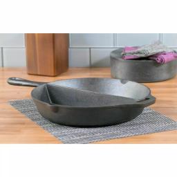 Basic Essentials 13.5 in. Cast Iron Round 2-Section Pre-Seasoned Grill/Griddle with Assist Handle thumbnail 5