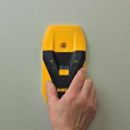 DEWALT Center Sensor Stud Finder with Metal and AC Wire Detection, 1.5 in. Depth thumbnail 4